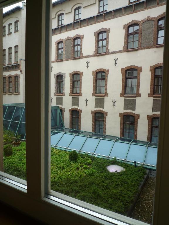 Academus Pub & Guest House Wrocław Chambre photo